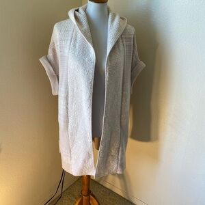 Intermix Knit Cardigan Women’s Size M Pale Pink Open Hooded Short Sleeve Kimono